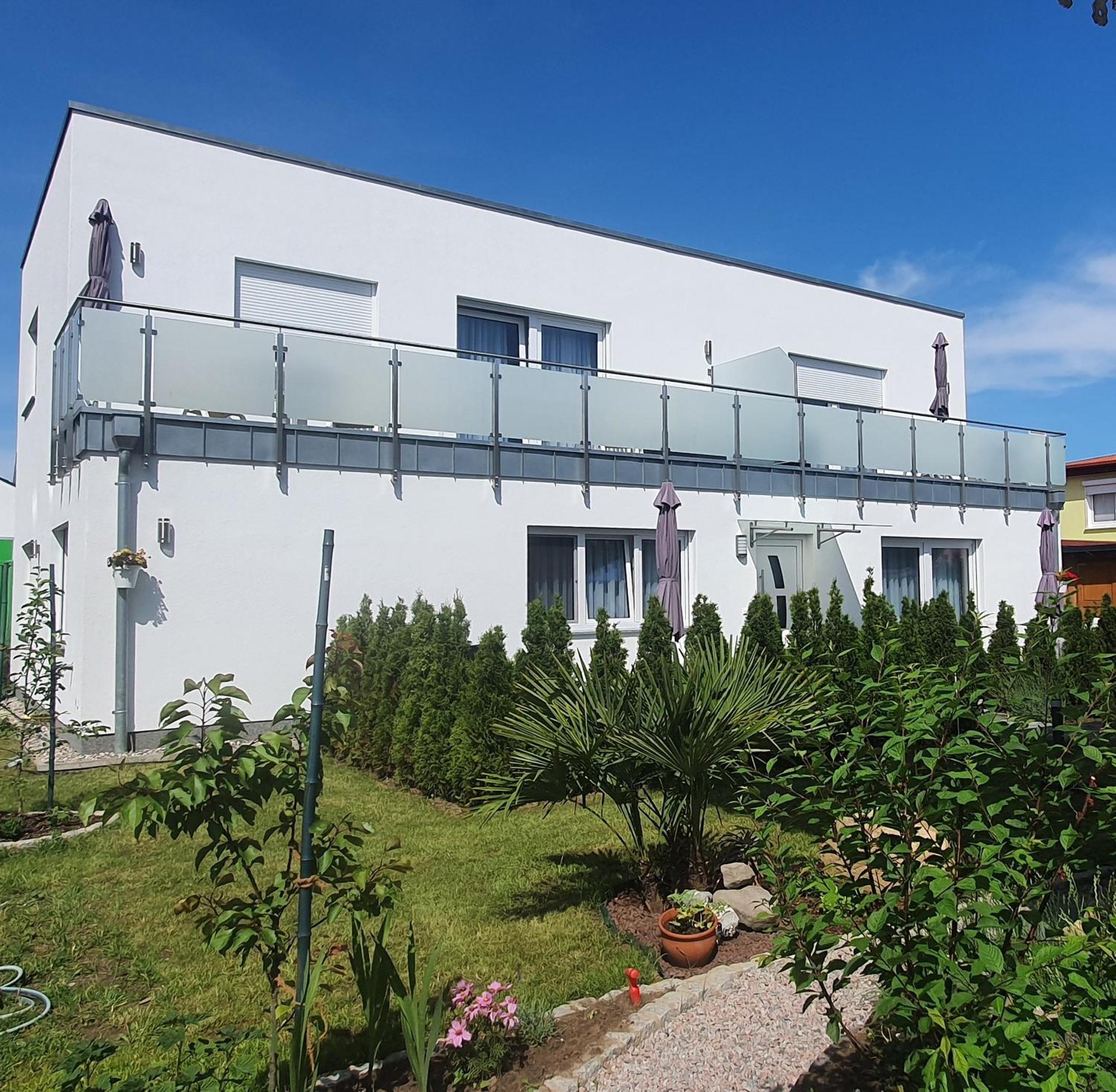 Ferienwohnungen "Godewind", Appartements Mit Balkon Oder Terrasse Цинновіц Екстер'єр фото